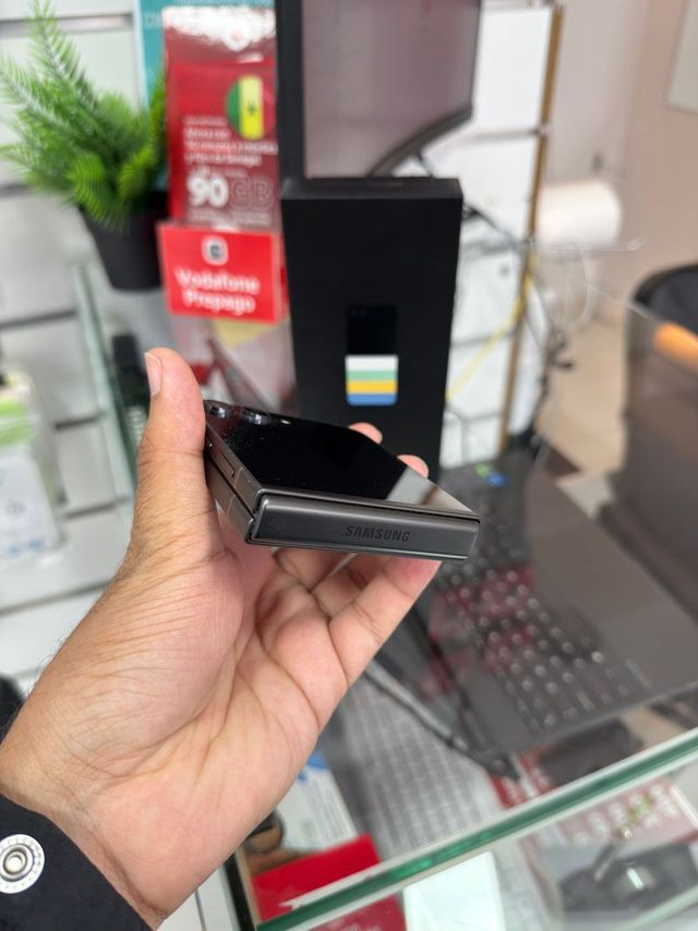 Samsung Galaxy Z Flip 5 256GB Azul