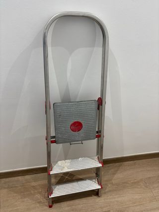 Escalera aluminio de 3 peldaños Tengo 3