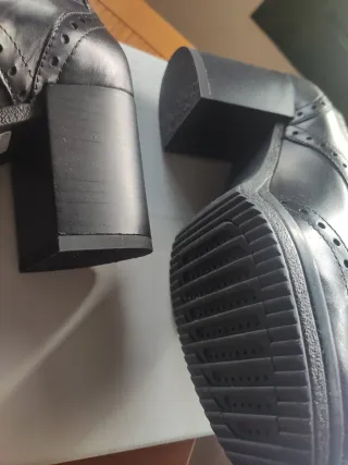 Zapatos de mujer de la marca Geox