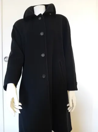 Cappotto nero classico