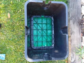 Arqueta de riego verde