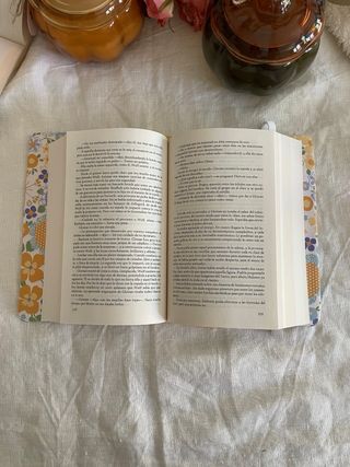 funda con solapas para libros de bolsillo