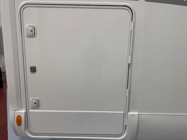 SEA MCLOUIS NEVIS 73HCN1