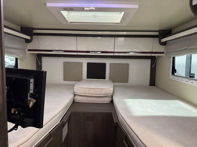 SEA MCLOUIS NEVIS 73HCN1