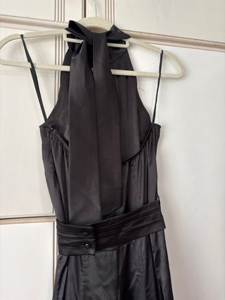 Vestido negro halter fajín talla 42