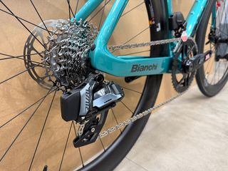 Bianchi Oltre Comp Rival AXS e1 2025 NUEVA