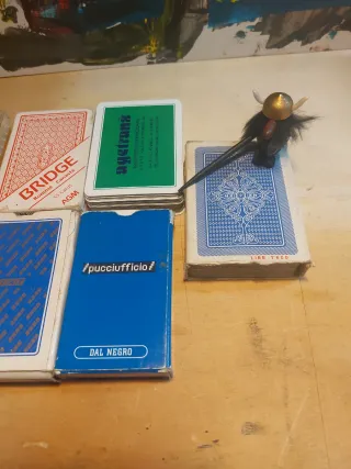 6 mazzi carte da gioco usate e 1 nuova