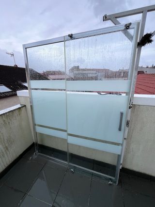 MAMPARA DE BAÑO CROMADO Y CRISTAL