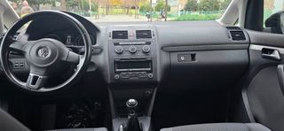 Volkswagen Touran 2014