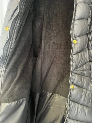 Abrigo acolchado forrado negro talla M