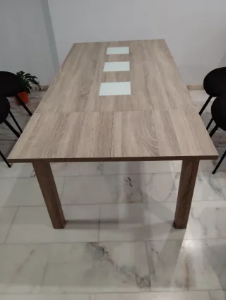 Mesa de comedor madera y cristal