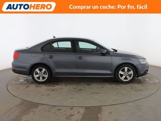 Volkswagen Jetta 1.6 TDI Advance BlueMotion