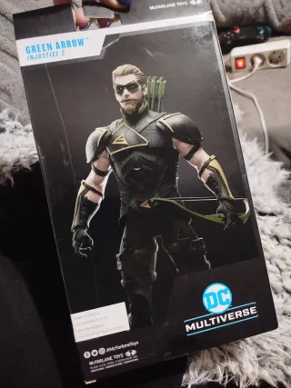 Figura DC Multiverse Green Arrow McFarlane