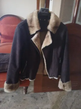 Chaquetón Piel Sintética Marrón con Pelo