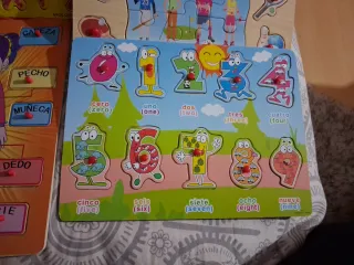 Puzzles de madera educativos