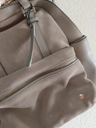 Mochila Parfois beige ante y piel