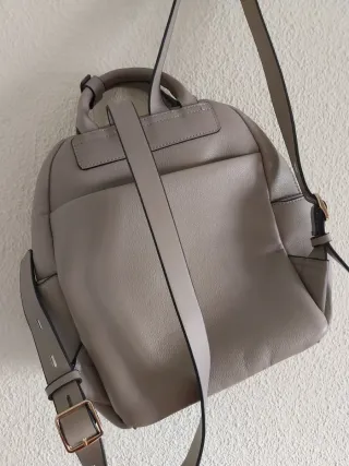 Mochila Parfois beige ante y piel