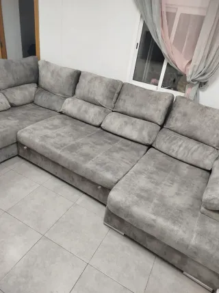 Sofá modular gris tela