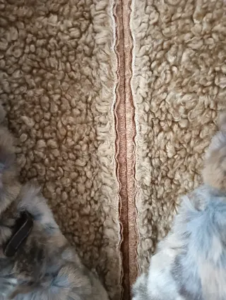 Chaquetón sintético con pelo