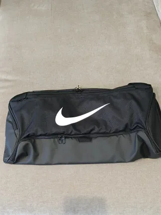 Bolsa deportiva Nike negra