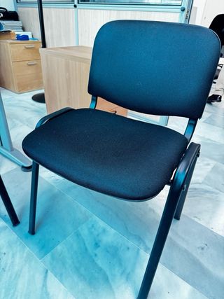 Mobiliario de oficina completo