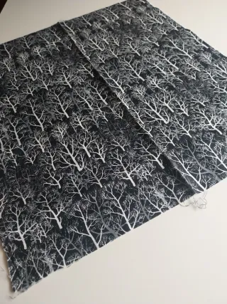 Telas con estampado de árboles