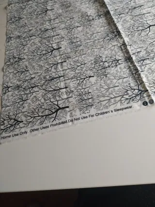 Telas con estampado de árboles