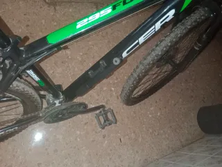 Bicicleta Racer 29 Negra y Verde