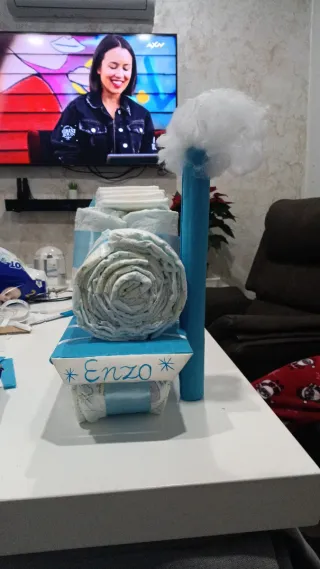 Tarta de pañales tren bebé