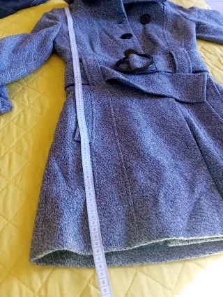 Cappotto grigio con cintura