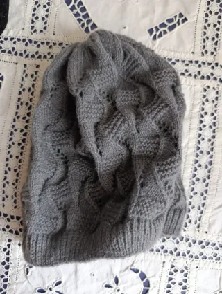 Berretto donna elegante in maglia grigio tg Unica