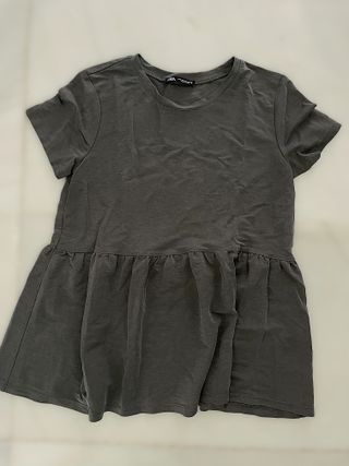 Camiseta Zara gris