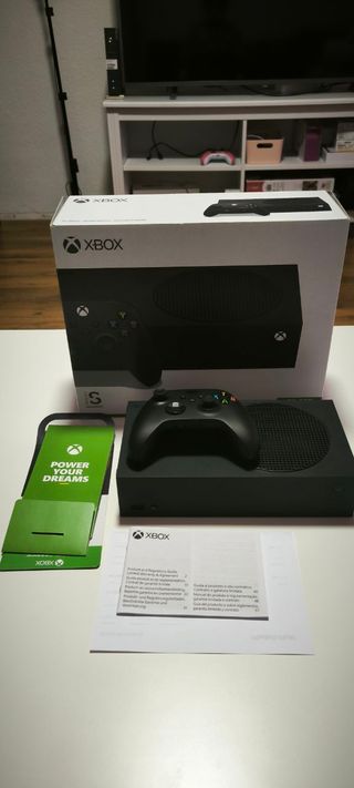 Xbox Series S 1TB Negra + Mando
