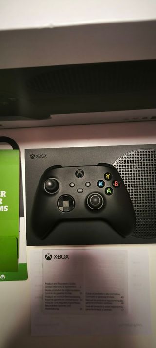Xbox Series S 1TB Negra + Mando