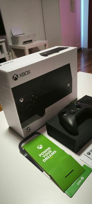 Xbox Series S 1TB Negra + Mando