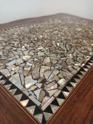 Tocador de madera y Nácar