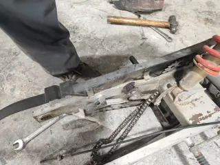 Amortiguador y basculante moto puch