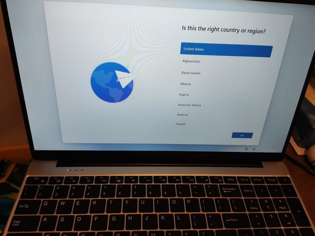 SADSYMB XU-133E Ordenador Portatil.