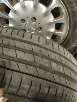 Llantas Mercedes