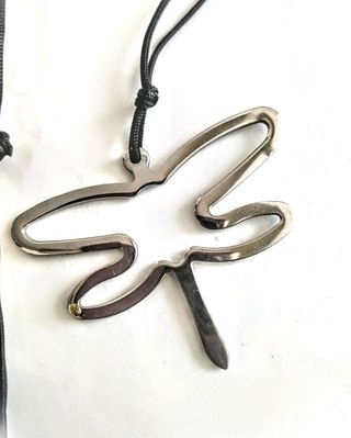 Collana ciondolo libellula stilizzata argentata