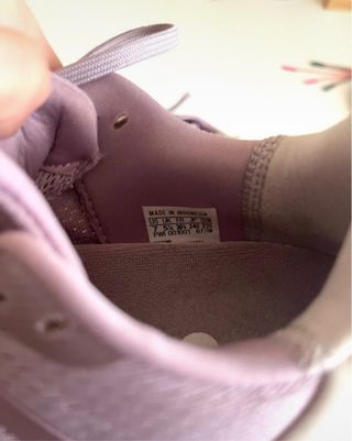 Zapatillas Adidas Astrarun Moradas y Blancas