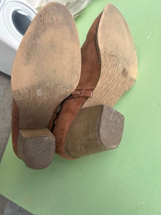 Botines ante marrón estrella tachuelas n.38
