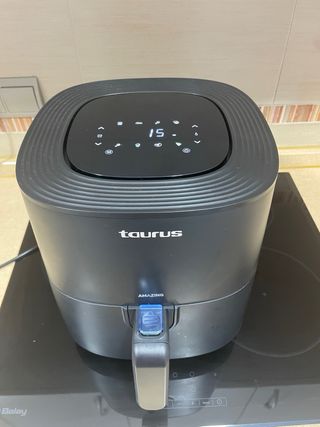 Freidora de aire Taurus Amazing 5.5L