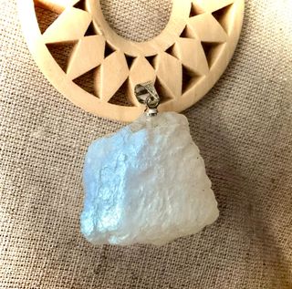Colgante de Piedra Luna en Bruto en Plata II