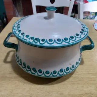 Elegante zuppiera in ceramica