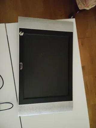 Pantalla LCD Sky 15 pulgadas