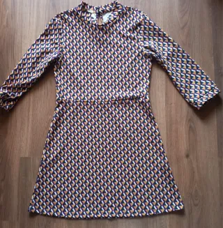 Vestido mujer estampado geométrico