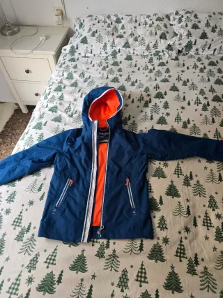 Chubasquero impermeable Talla S 6-7 años