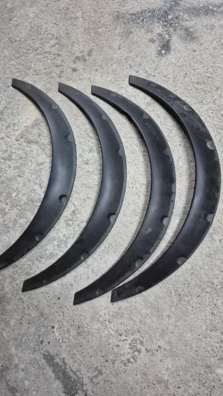 Aletines universales (4 unidades)