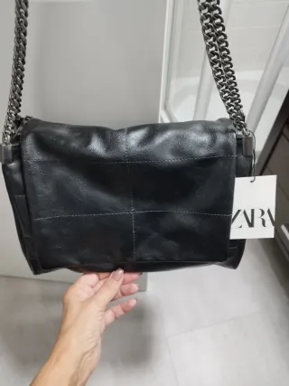 Bolso negro Zara
